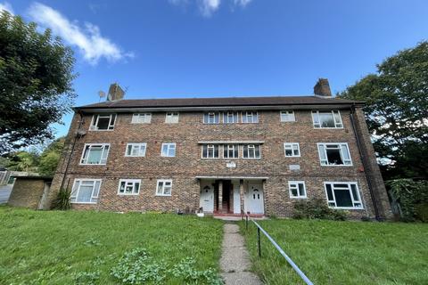 4 bedroom flat to rent, Southmount, Hollingdean