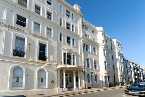 2 bedroom flat to rent, Marine Parade, Brighton, BN2