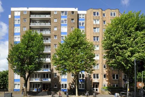 1 bedroom flat to rent, Marlborough Court, The Drive, Hove, BN3