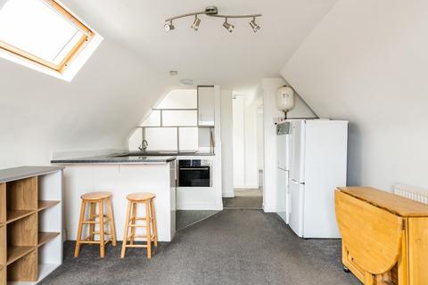 3 bedroom maisonette for sale, Bushy Park, Totterdown