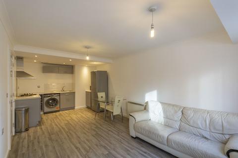 2 bedroom apartment to rent, Rea House, Bradford Street, Digbeth, B12