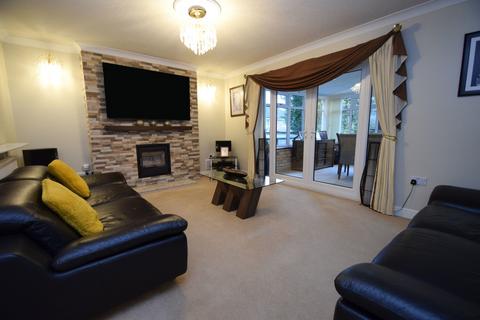 4 bedroom detached house for sale, Brookwater Drive, Shipley BD18