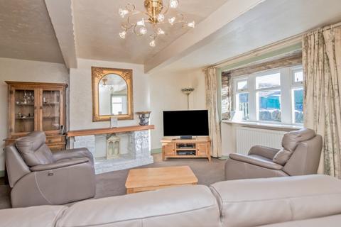 2 bedroom semi-detached house for sale, Knowle Lane, Wyke, Bradford, BD12