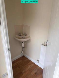 3 bedroom end of terrace house to rent, Tinkler Stile, Thackley, Bradford, BD10 8WB