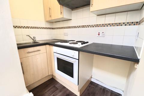 2 bedroom apartment to rent, Copy House, Allerton BD15