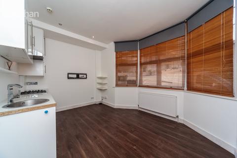 1 bedroom flat to rent, Millers Road, Brighton, BN1