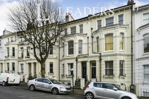 1 bedroom flat to rent, Buckingham Road