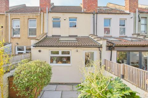 2 bedroom terraced house for sale, Bowden Road, St George