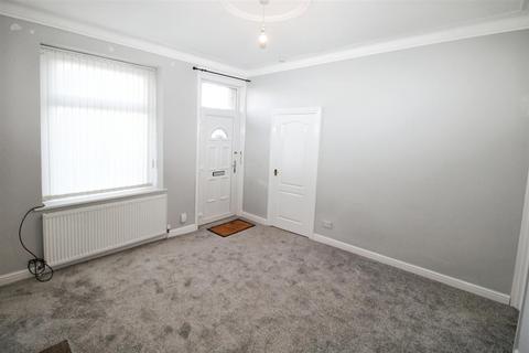 2 bedroom terraced house to rent, Moorfield Place, Bradford BD10