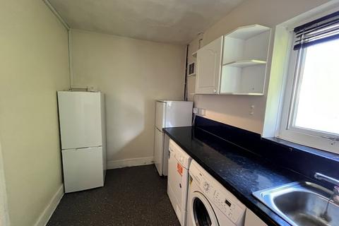 4 bedroom flat to rent, Southmount, Hollingdean