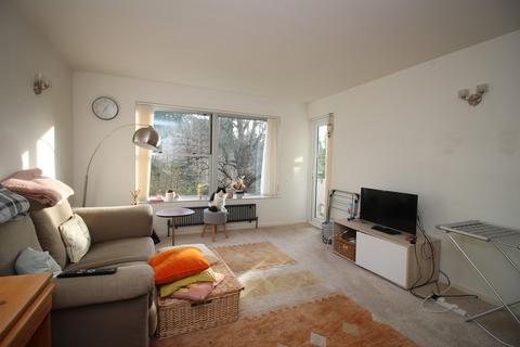 2 bedroom apartment to rent, Hockley Court, Weston Park West