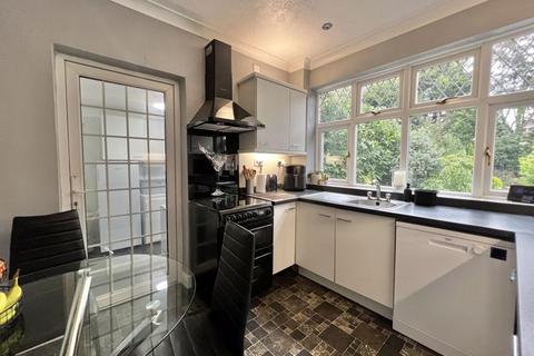 4 bedroom semi-detached house for sale, Eachelhurst Road, Sutton Coldfield,